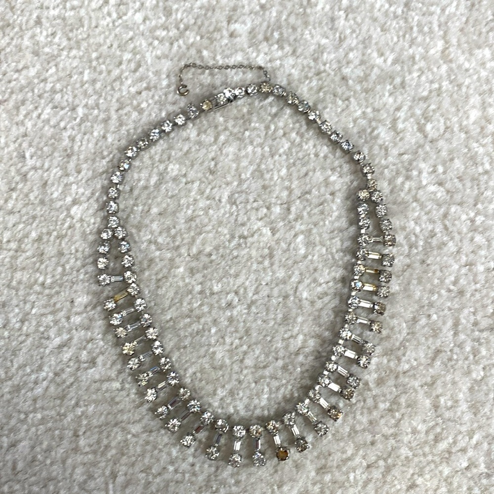 Vintage rhinestone drop necklace